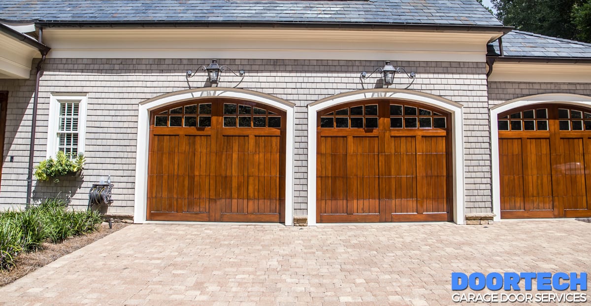 Add Curb Appeal With a New Garage Door